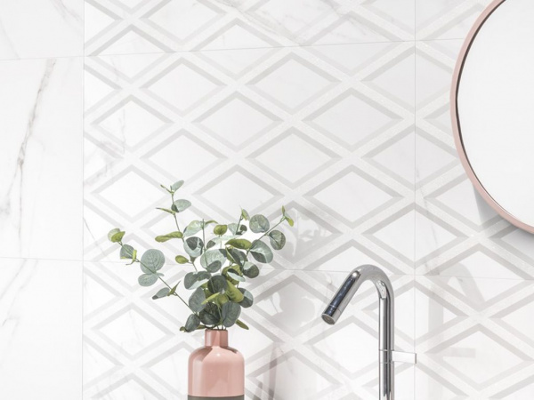 На фото Плитка PRECIOUS (Love Tiles)