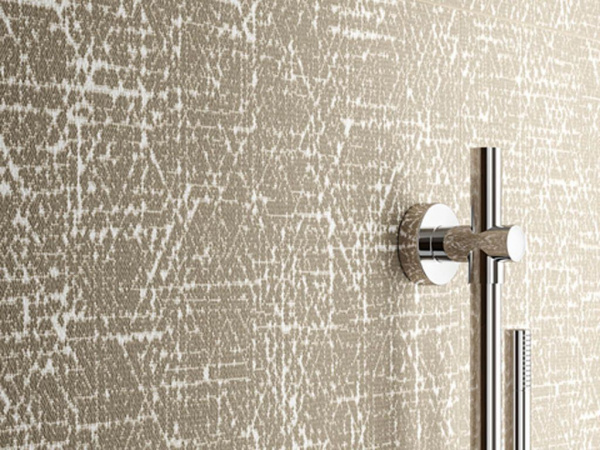 На фото Скайфолл