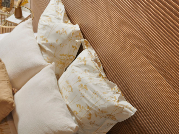 На фото Плитка NATURWOOD (Keraben)