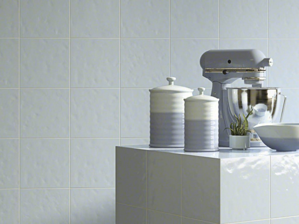 На фото Плитка BERTA (Vives Ceramica)