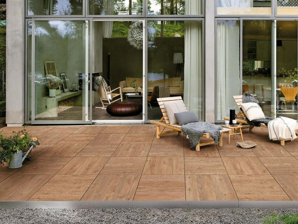 На фото Керамогранит OAK RESERVE (Atlas Concorde)