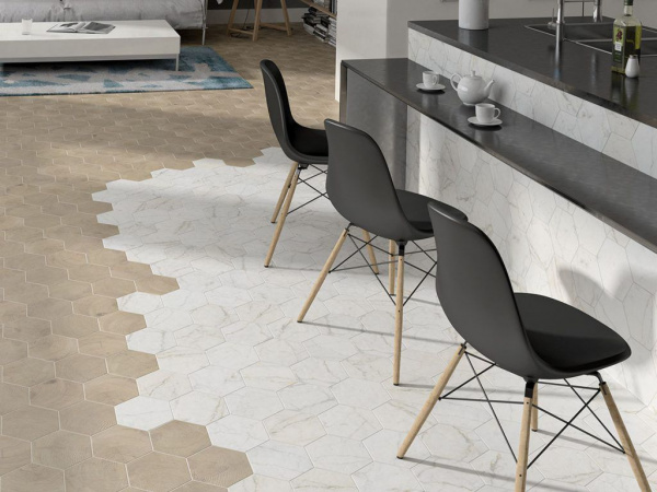 На фото Плитка CARRARA (Equipe Ceramicas)