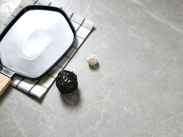 На фото Плитка PIETRA (NT Ceramic)