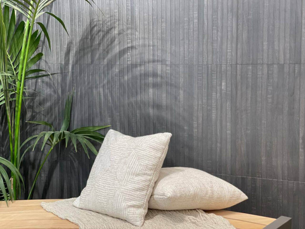 На фото Плитка ARTWOOD (Ibero Ceramicas)