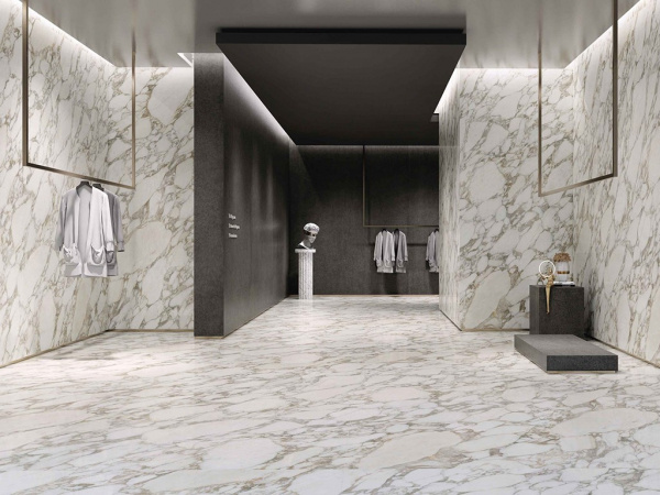 На фото Плитка CARTIER