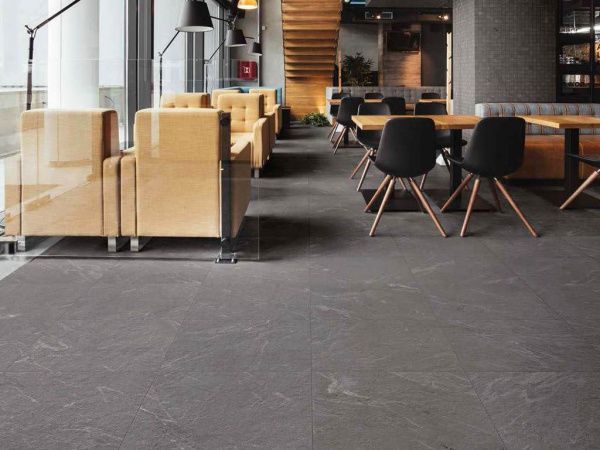 На фото Плитка REALSTONE QUARZITE (Ragno)