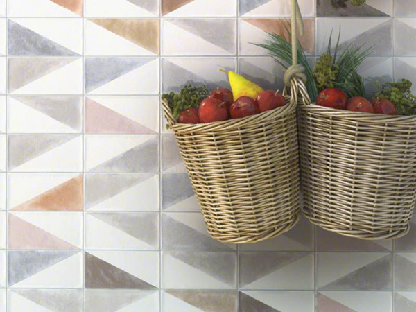 На фото Плитка ETNIA (Vives Ceramica)