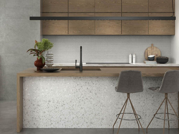 На фото Плитка DORIAN (Emigres)