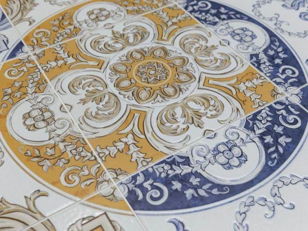 На фото Плитка АЛМАШ (Kerama Marazzi)