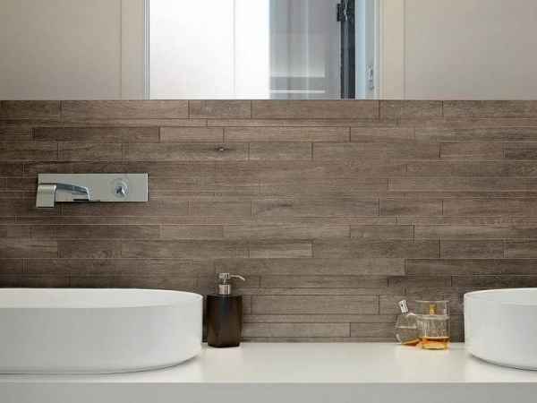 На фото Плитка SELECTION OAK (REX Ceramiche)