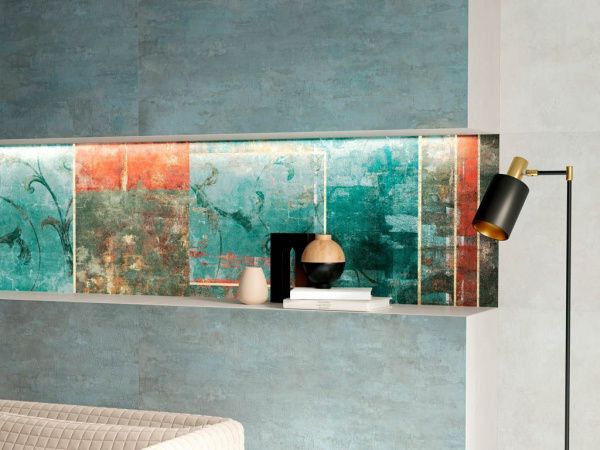 На фото Плитка PICTURA (Naxos Ceramica)