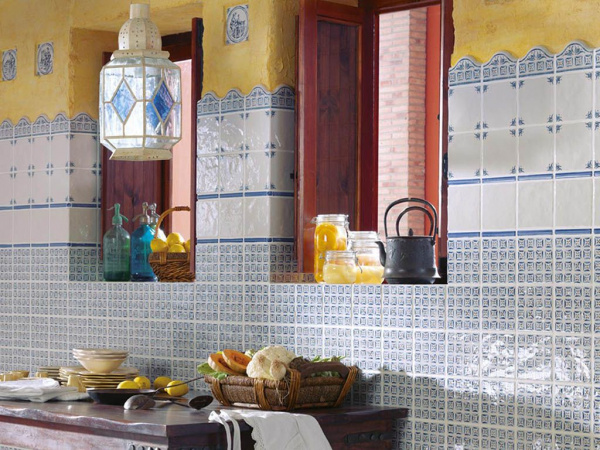 На фото Плитка Aranda (Vives)