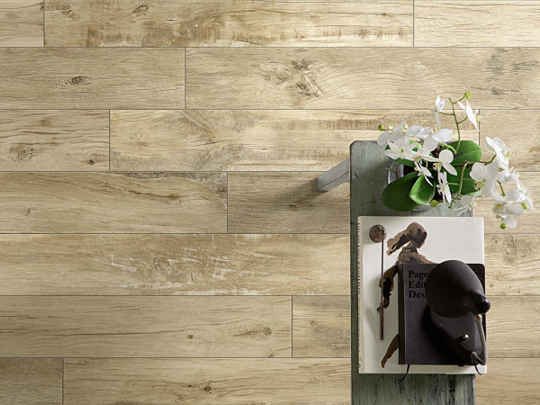 На фото Плитка WOODMANIA (Ragno)