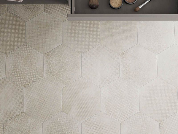 На фото Керамогранит URBAN (Equipe Ceramicas)