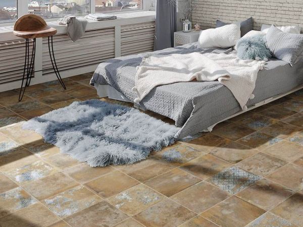 На фото Плитка Antigua (Realonda Ceramica)