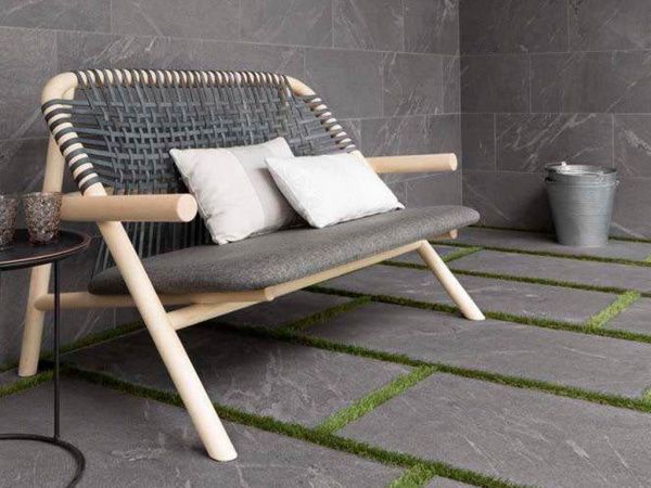 На фото Плитка REALSTONE QUARZITE (Ragno)