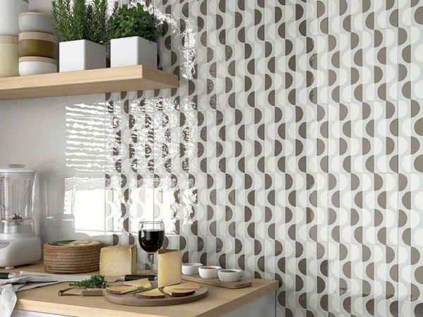 На фото Плитка PAOLA (Vives Ceramica)