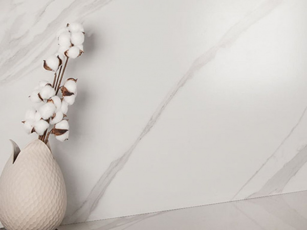 На фото Плитка SILK (Staro)