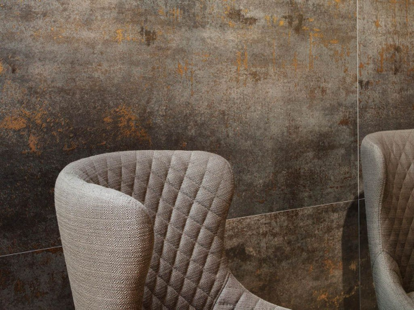 На фото Плитка METAL (TAU Ceramica)