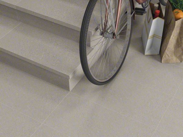 На фото Керамогранит ALPHA (Vives Ceramica)