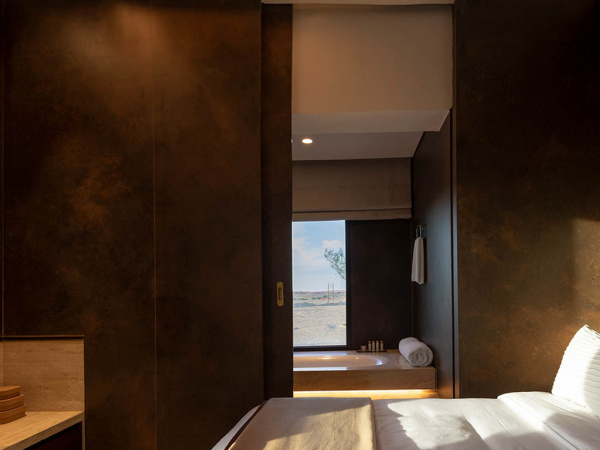 На фото Плитка OSSIDO (Laminam)