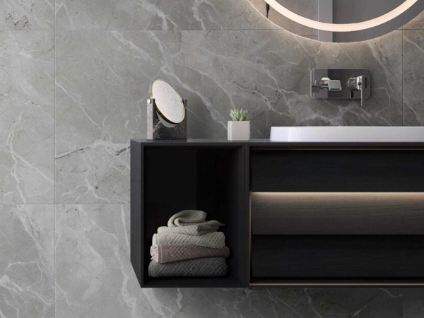 На фото Плитка SILKMARBLE (Vitra)