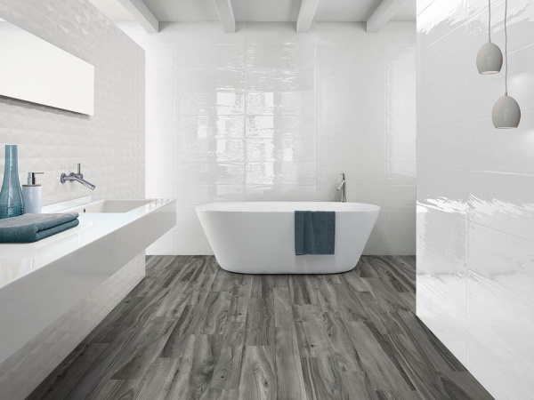 На фото Плитка PERLAGE (Ibero Ceramicas)