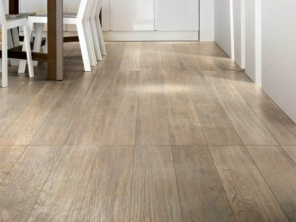 На фото Плитка SELECTION OAK (REX Ceramiche)