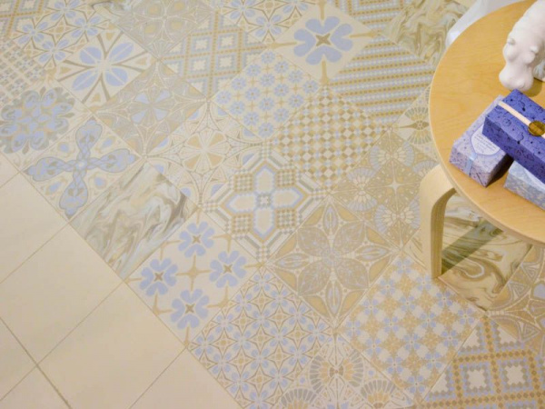 На фото Плитка 1900 (Vives Ceramica)