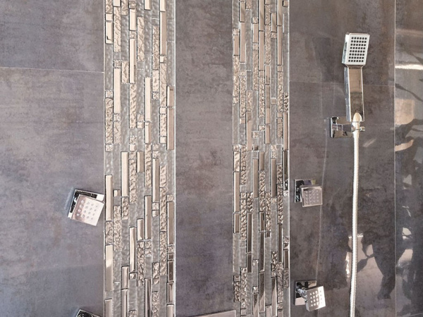 На фото Мозаика из мрамора S-LINE (Natural Mosaic)