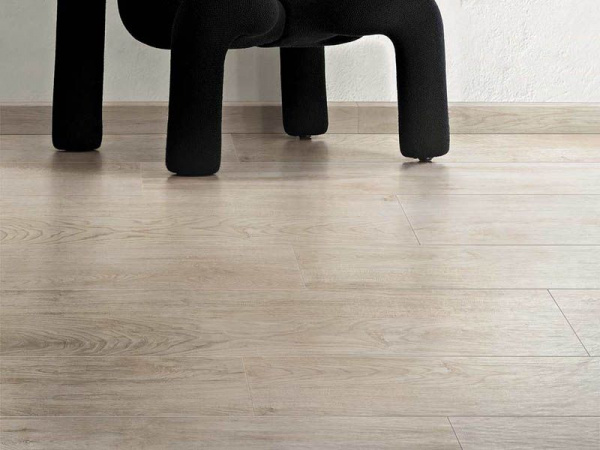 На фото Плитка SELECTION OAK (REX Ceramiche)