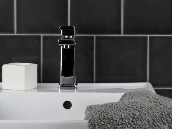 На фото Плитка STUDIO (ADEX)