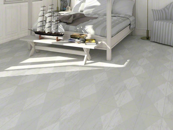 На фото Керамогранит EFESO (Vives Ceramica)