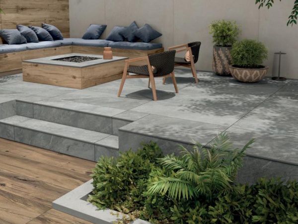 На фото Плитка BLUE SAVOY (Flaviker)