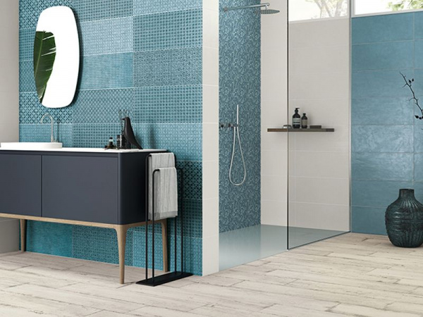 На фото Плитка BELLE VILLE (Naxos Ceramica)