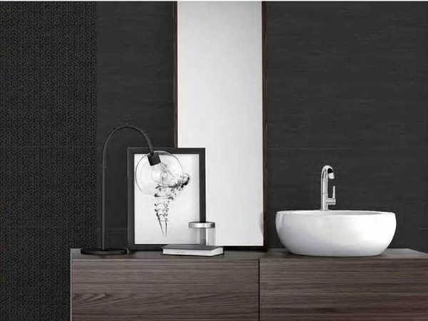 На фото Керамогранит  RIGA (Emigres)