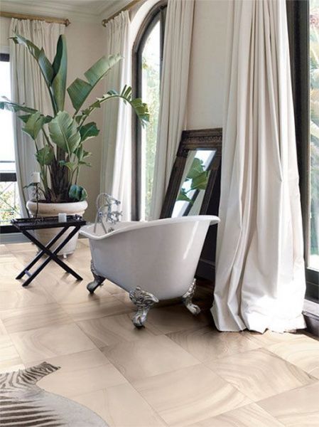 На фото Плитка AGATA (Roberto Cavalli)