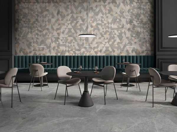 На фото Плитка MARMOSTONE (Vitra)