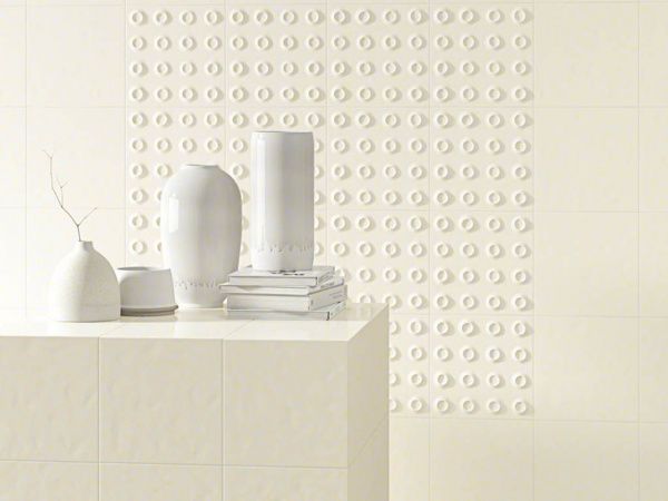 На фото Плитка PAOLA (Vives Ceramica)