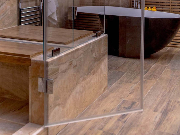 На фото Brigantina