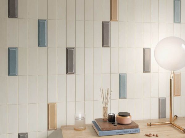 На фото Плитка FREEHAND (WOW)