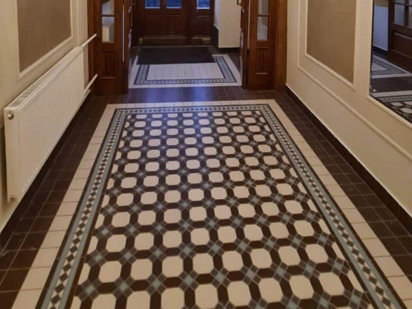 На фото Керамогранит ИЗАБЕЛЬ (Топ Рус)