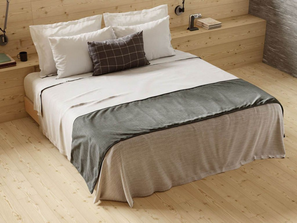 На фото Скайфолл