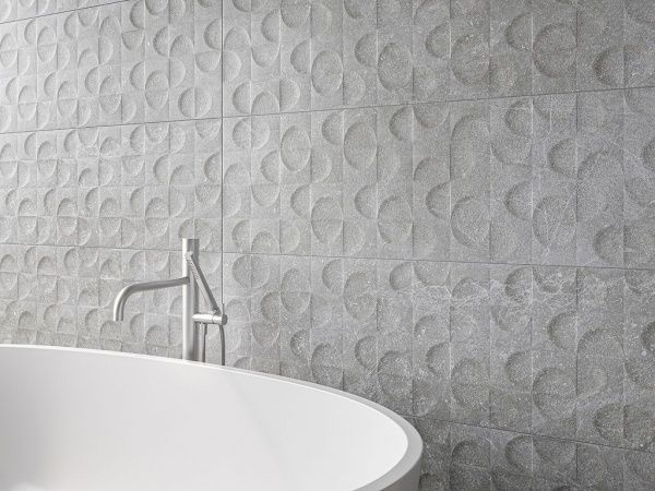 На фото Плитка BLEUEMIX (Keraben)