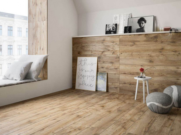 На фото Плитка PURE WOOD (Porcelaingres)