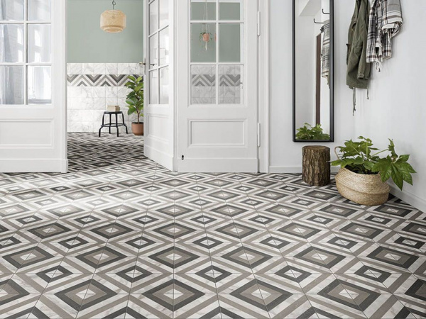 На фото Плитка VERSAILLES HERMITAGE (Mainzu)