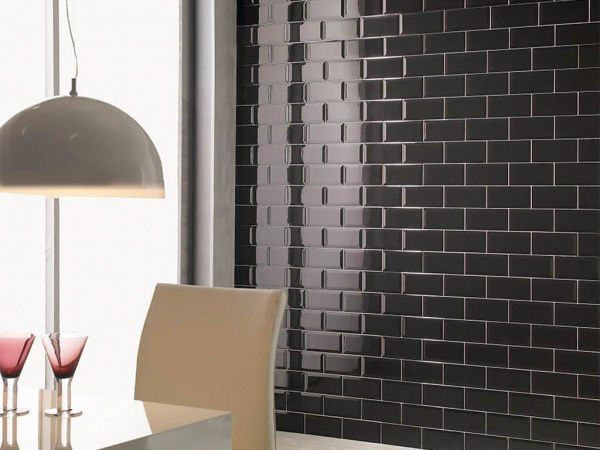 На фото Плитка PLUS BISSEL (Mainzu)