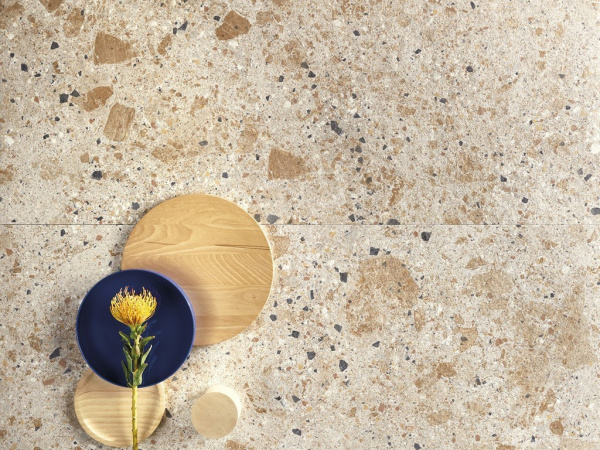 На фото Плитка FRAGMENTA FULL BODY (Ariostea)