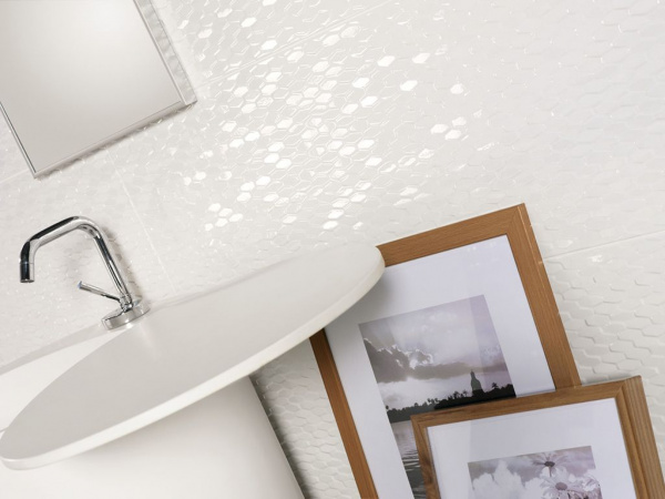 На фото Плитка FUTURA (Grespania)