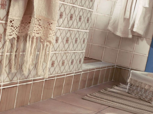 На фото Плитка PORTILLO (Vives Ceramica)